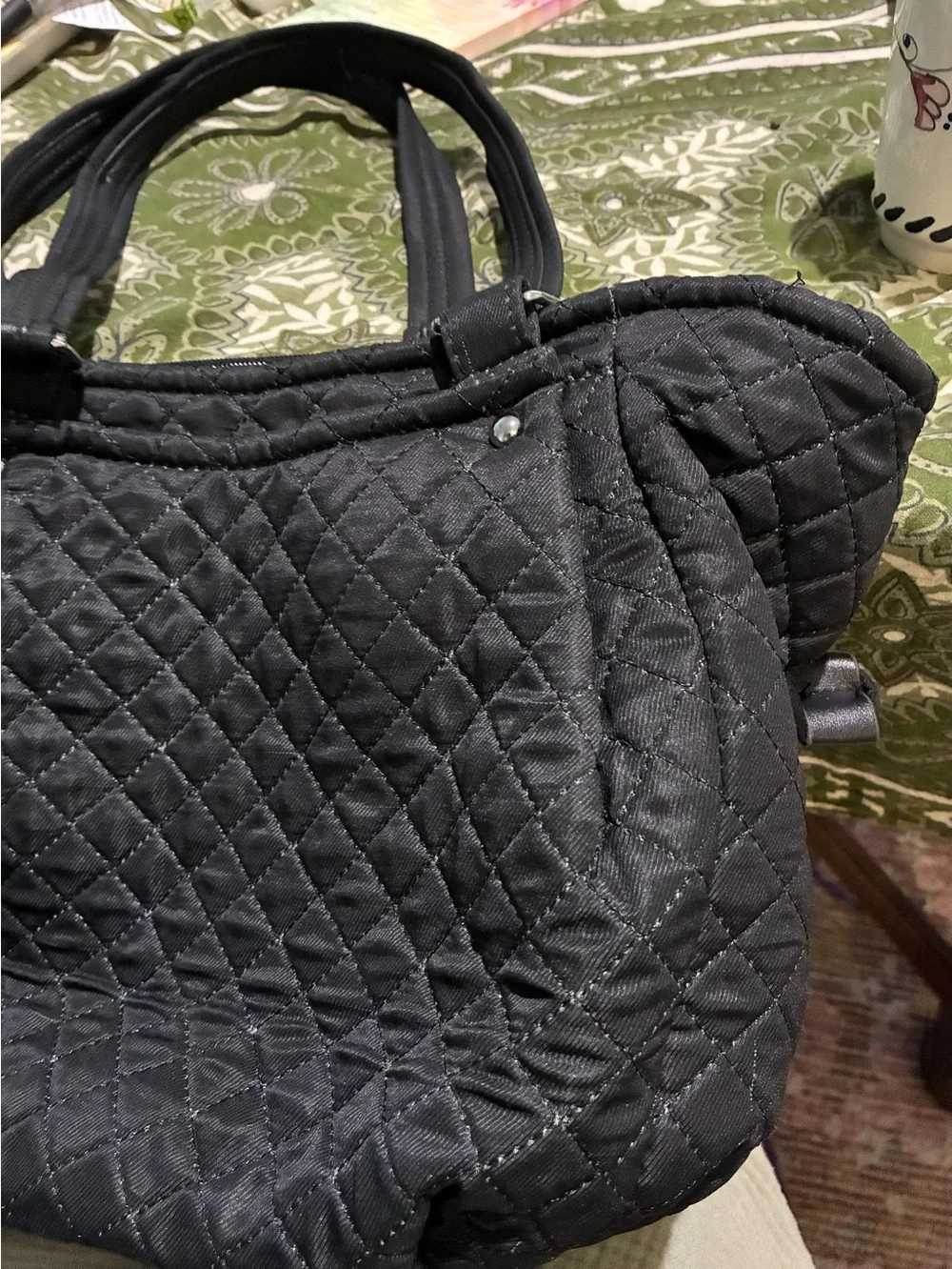 Black Vera Bradley Bag. 2 outside Pockets, 3 inside. NWOT.